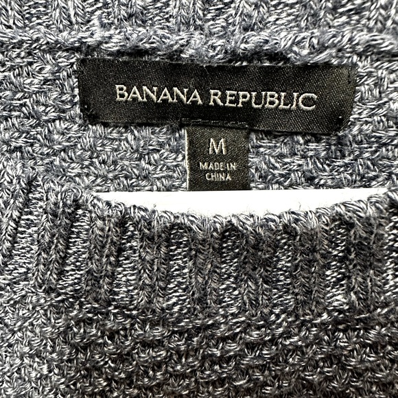 Banana Republic like new sweater blouse.  Super cute!!! - Picture 3 of 4